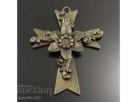 bronz pandantiv cruce