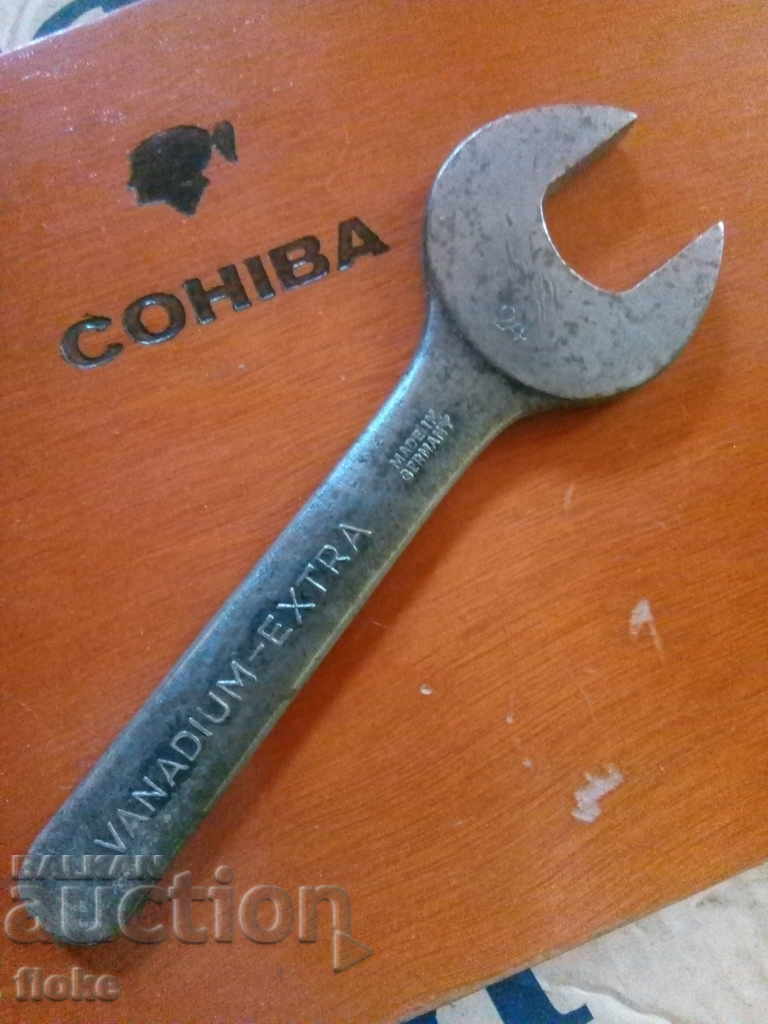 Auction  Old wrench