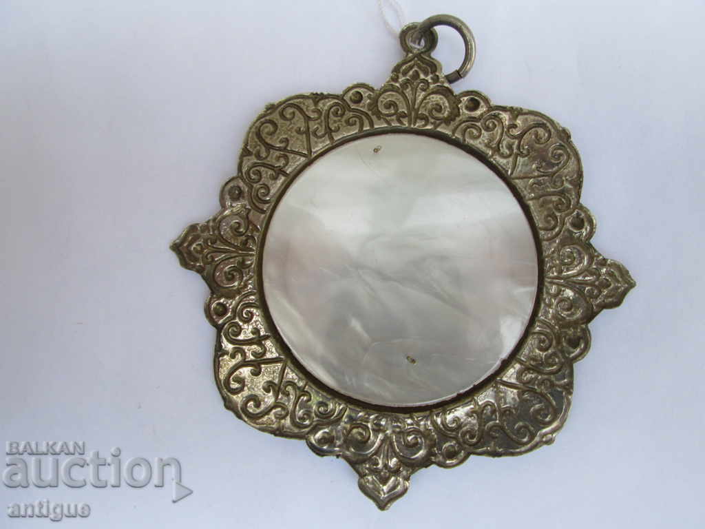 Auction  STARA PANAGIA, WOMAN WITH YOUNG PEOPLE.