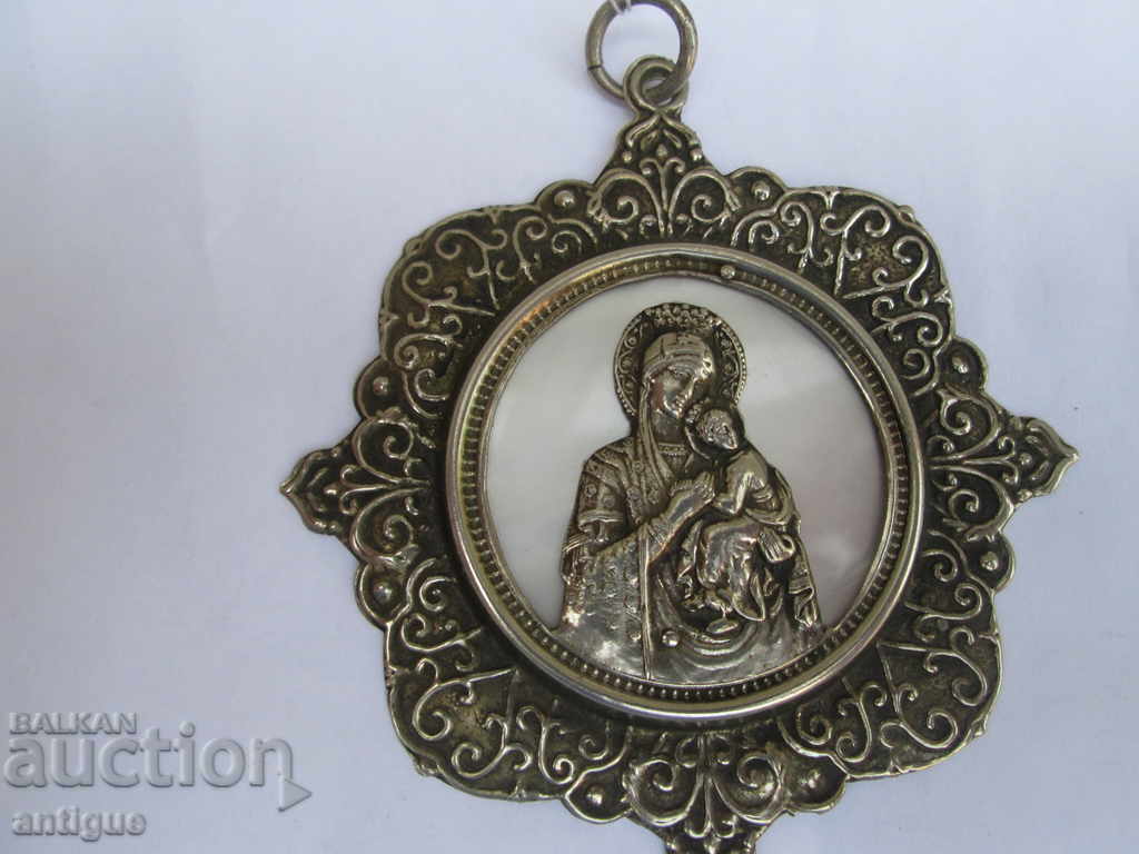 STARA PANAGIA, WOMAN WITH YOUNG PEOPLE. - 7