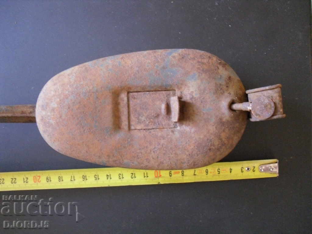 Delivery of Old olive oil Delivery of Old olive oil