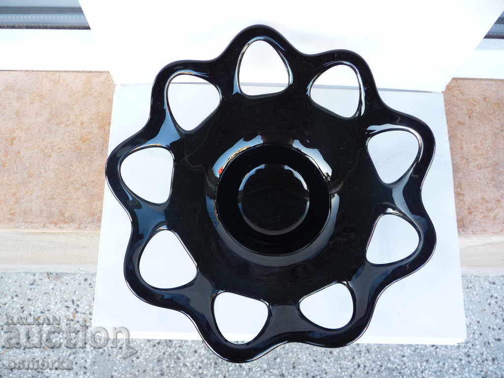 Delivery of Beautiful glass bowl of fruity black glass fruit Delivery of Beautiful glass bowl of fruity black glass fruit