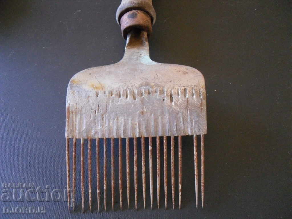 Аукцион Старо чесало, гребен Аукцион Старо чесало, гребен