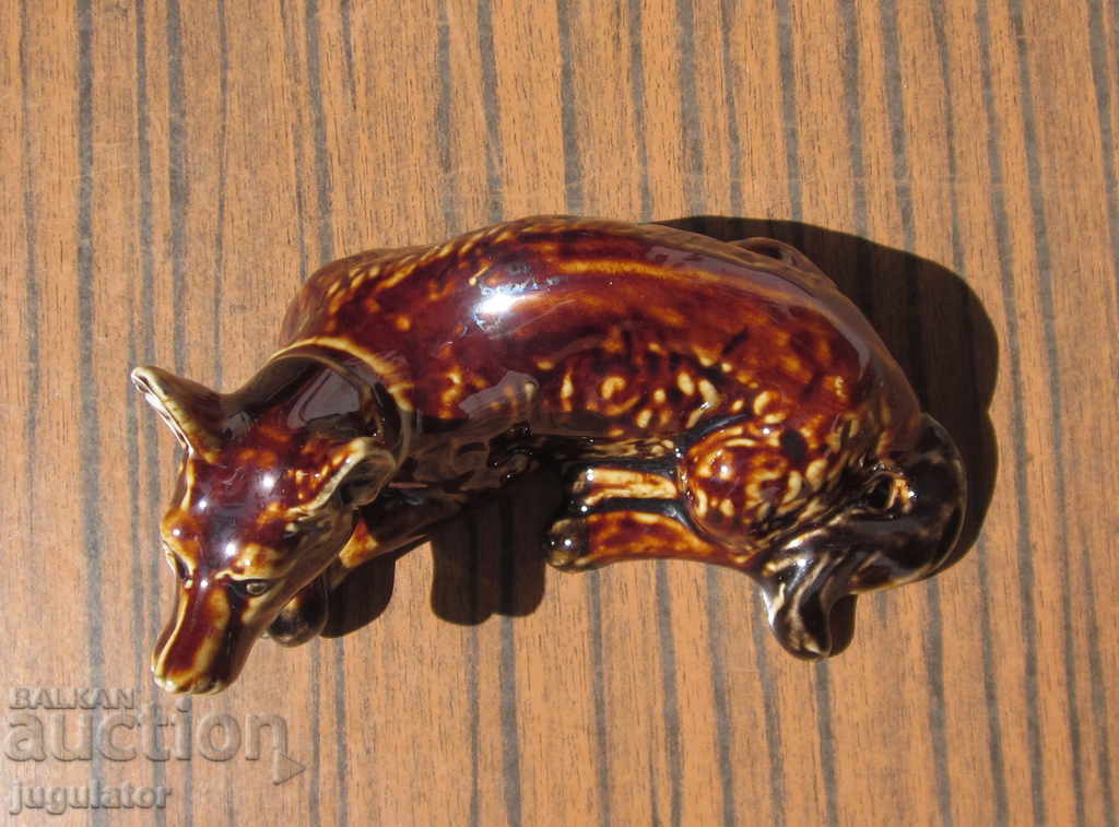 Old Bulgarian porcelain figure statuette dog with price 30.00 BGN | € 15.34 Old Bulgarian porcelain figure statuette dog with price 30.00 BGN | € 15.34