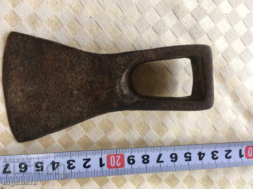 SAPĂ CĂLĂSTIRICĂ TÂRNĂCOP VECHI INSTRUMENT FORJAT cu preț € 4.90 | 9.58 BGN