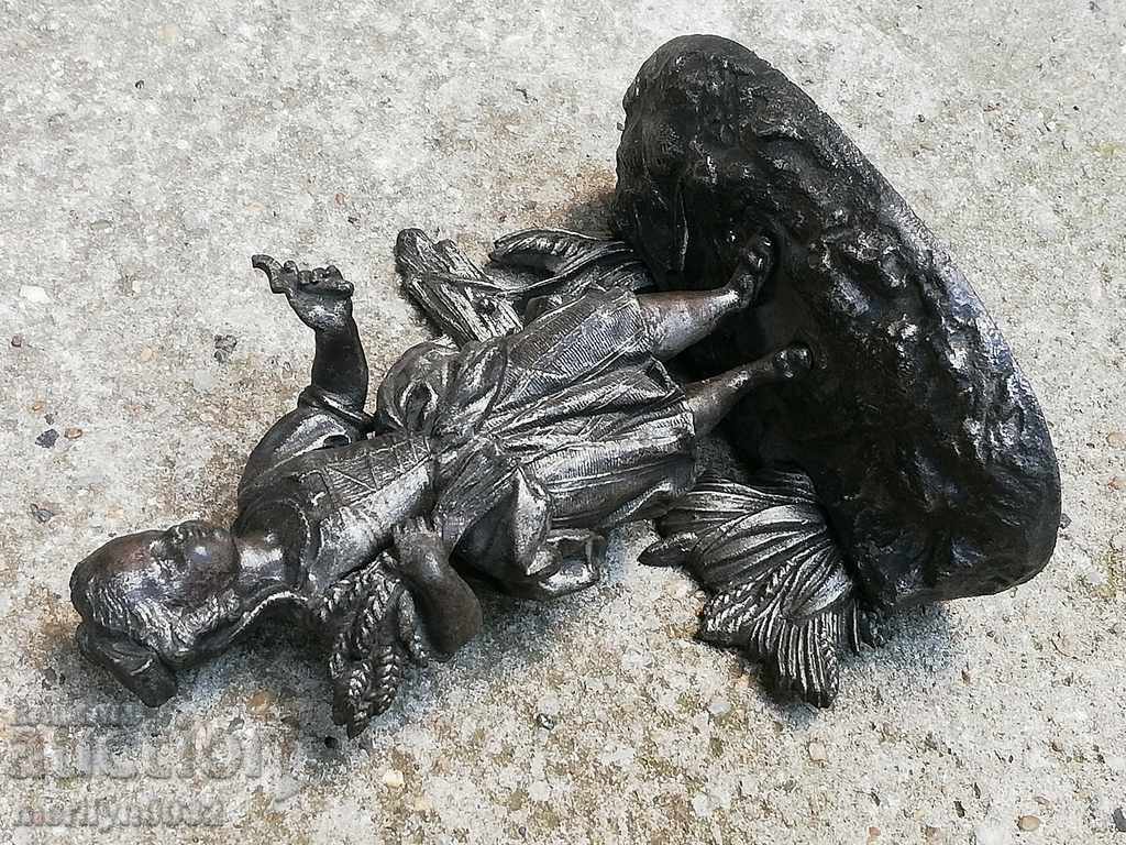 Statue for a fireplace by a tsim figure bust sculpture plastic - 6 Statue for a fireplace by a tsim figure bust sculpture plastic - 6