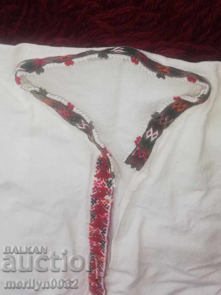 Women's shirt, costume, sukman, cheiz kenar with price 139.90 BGN | € 71.53 Women's shirt, costume, sukman, cheiz kenar with price 139.90 BGN | € 71.53