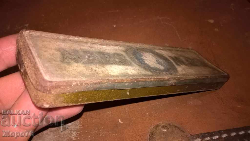 Delivery of 19-20c. MARS ANTIQUE LAMARINE BOX COMPANY Germany Delivery of 19-20c. MARS ANTIQUE LAMARINE BOX COMPANY Germany