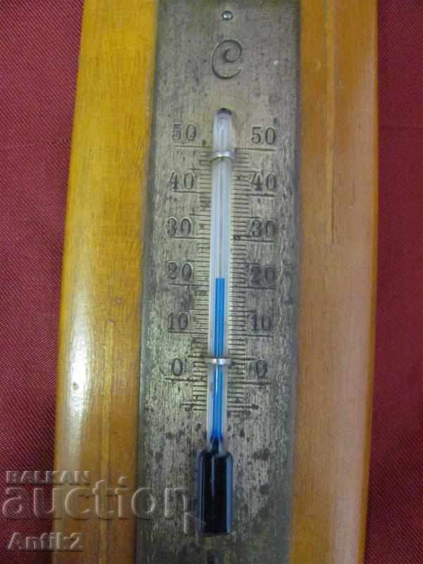 Delivery of The 30 Star Spearm Thermometer - Bronze and Wood Delivery of The 30 Star Spearm Thermometer - Bronze and Wood