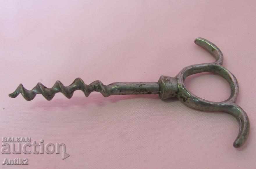 Delivery of Old metal Corkscrews 2 pieces Delivery of Old metal Corkscrews 2 pieces