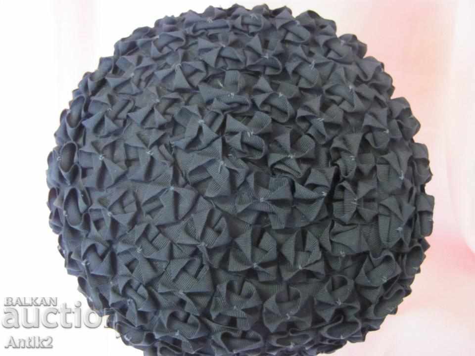 Auction  The 50 Old Ladies Hat - Black