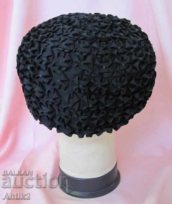 Delivery of The 50 Old Ladies Hat - Black