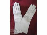 Mănușile din piele de 30 de femei