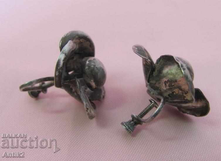 The 30 Ladies Silver Earrings Marked STERLING - 5 The 30 Ladies Silver Earrings Marked STERLING - 5