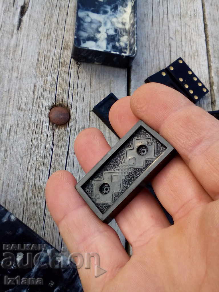 Old domino - 7 Old domino - 7