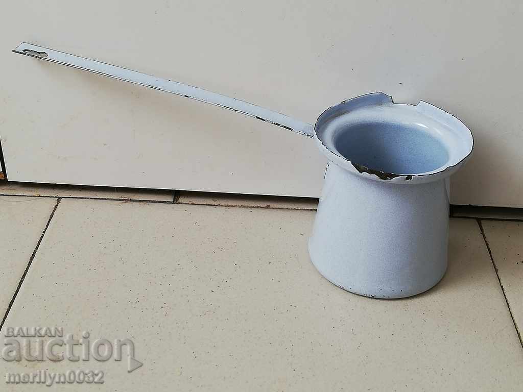 Old enamel jesse, enamel coffee with price 22.00 BGN | € 11.25 Old enamel jesse, enamel coffee with price 22.00 BGN | € 11.25