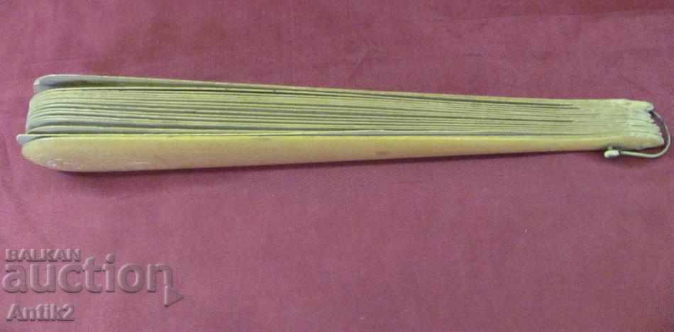 Delivery of The 20 Hand Painted Wooden Ladies Fan Delivery of The 20 Hand Painted Wooden Ladies Fan