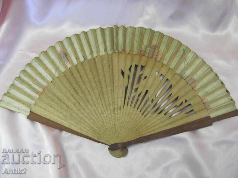 19 Century Wooden Ladies Fan with Colorful Lithography - 5 19 Century Wooden Ladies Fan with Colorful Lithography - 5