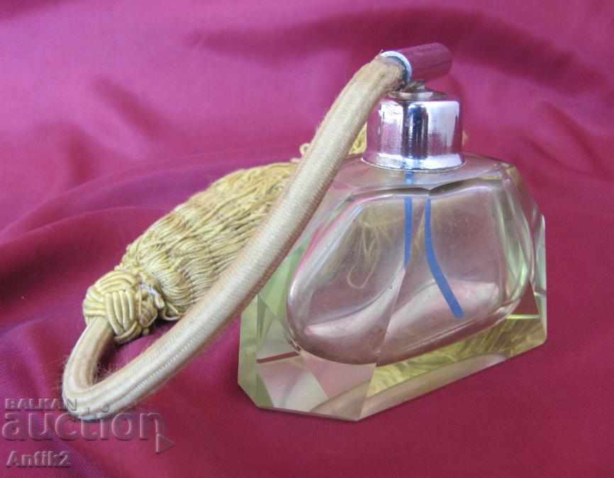 Auction 30 Crystal Shimmer for perfume yellow color Auction 30 Crystal Shimmer for perfume yellow color