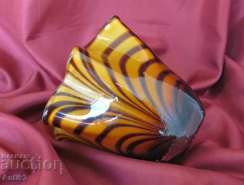 Licitație Vaza veche de sticlă de cristal, Cupa Licitație Vaza veche de sticlă de cristal, Cupa