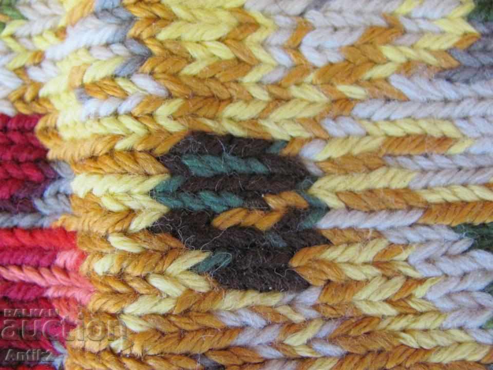 Livrarea Pernă antique de cusătură manuală Livrarea Pernă antique de cusătură manuală