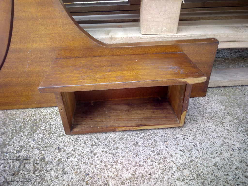 Veche oglindă din lemn pentru piept de sertare - 5 Veche oglindă din lemn pentru piept de sertare - 5