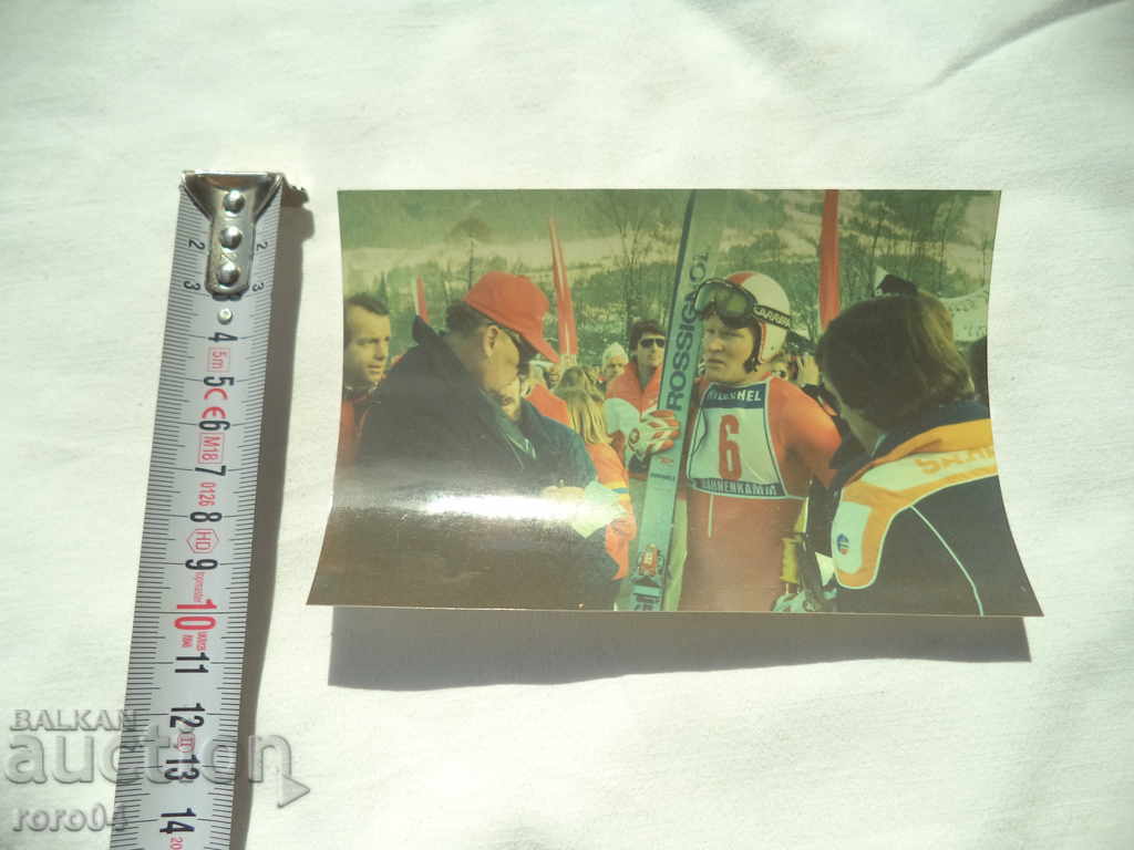 Auction  MARK JIRDDELLE