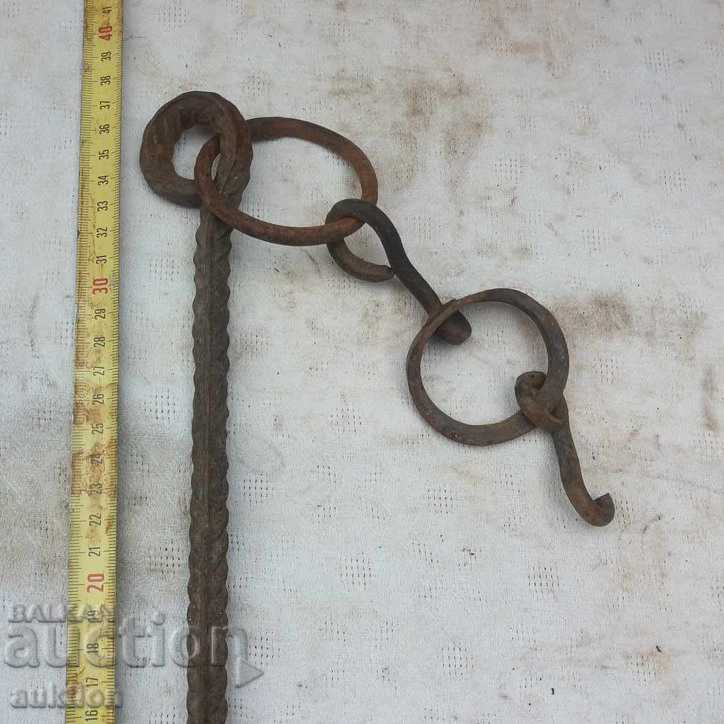 STABLE MASSIVE ANIMAL ANIMAL with price 3.99 BGN | € 2.04