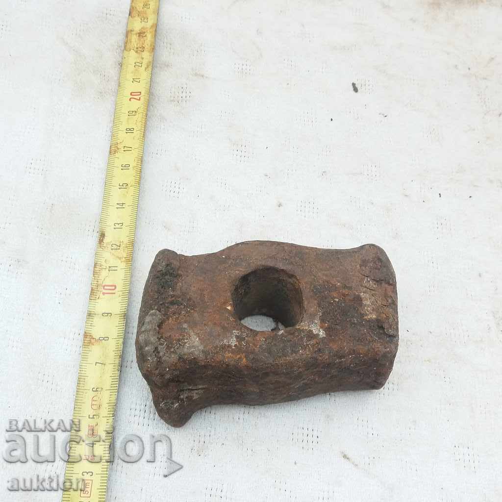 Auction STABLE MASSIVE CURVE CHUCK Auction STABLE MASSIVE CURVE CHUCK