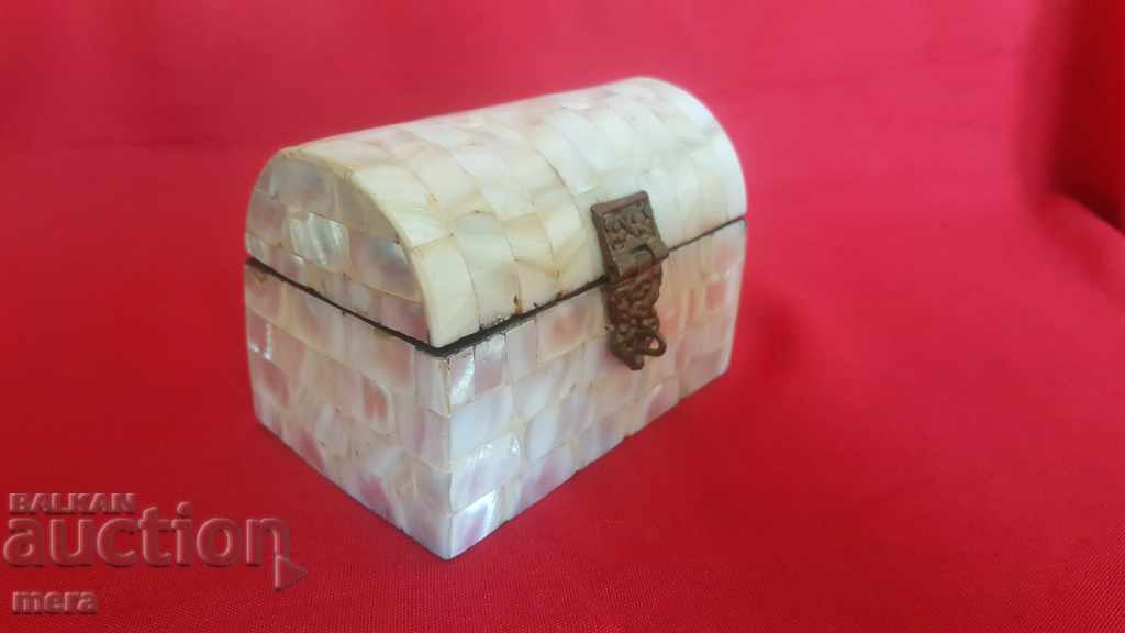 Jewelry Box Jewelry Box with price 45.00 BGN | € 23.01 Jewelry Box Jewelry Box with price 45.00 BGN | € 23.01
