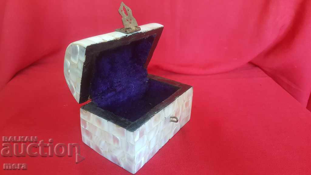 Auction Jewelry Box Jewelry Box Auction Jewelry Box Jewelry Box