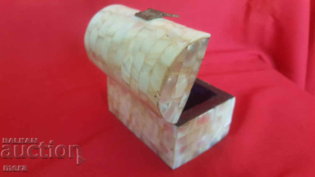 Delivery of Jewelry Box Jewelry Box Delivery of Jewelry Box Jewelry Box