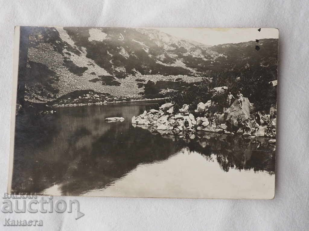 Туристи на езеро в планината  1930  К 240