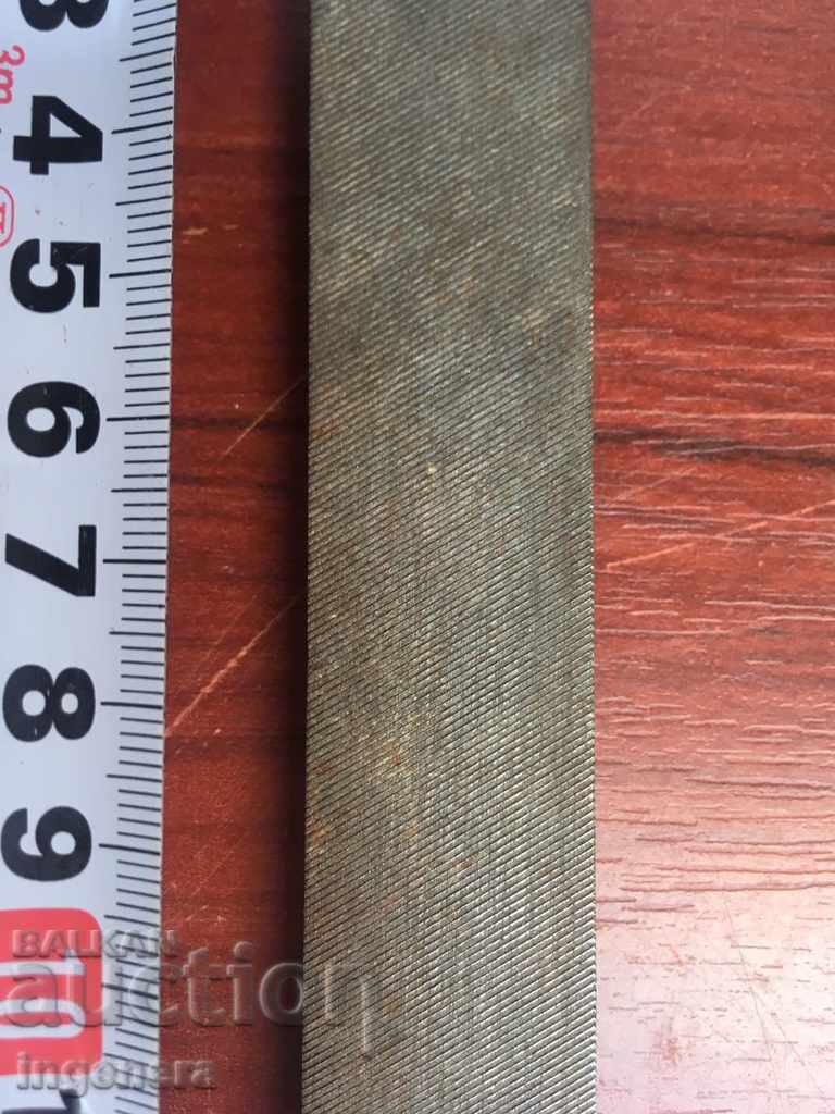 PILA TRIANGLE INSTRUMENT cu preț 8.00 BGN | € 4.09 PILA TRIANGLE INSTRUMENT cu preț 8.00 BGN | € 4.09