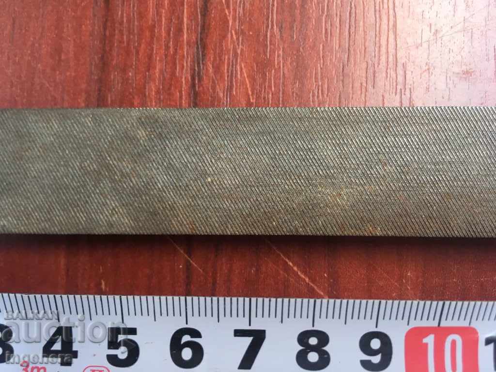 PILA PLATE INSTRUMENT with price 8.00 BGN | € 4.09 PILA PLATE INSTRUMENT with price 8.00 BGN | € 4.09