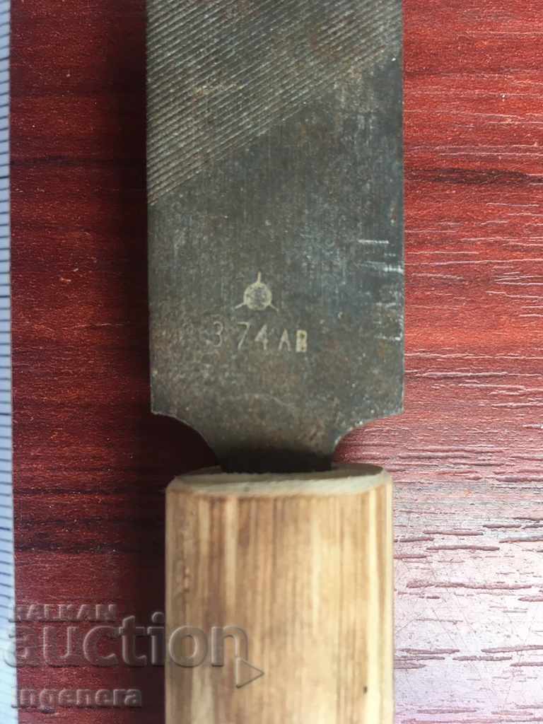 Auction PILA PLATE INSTRUMENT Auction PILA PLATE INSTRUMENT