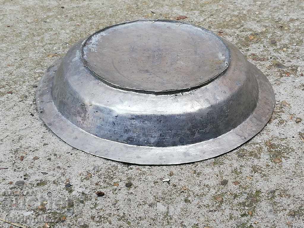 Аукцион Стар меден сахан, бакър, паница, чиния, тас Аукцион Стар меден сахан, бакър, паница, чиния, тас