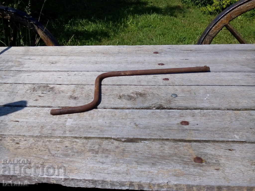 Licitație Manivelă veche pentru automobil Licitație Manivelă veche pentru automobil