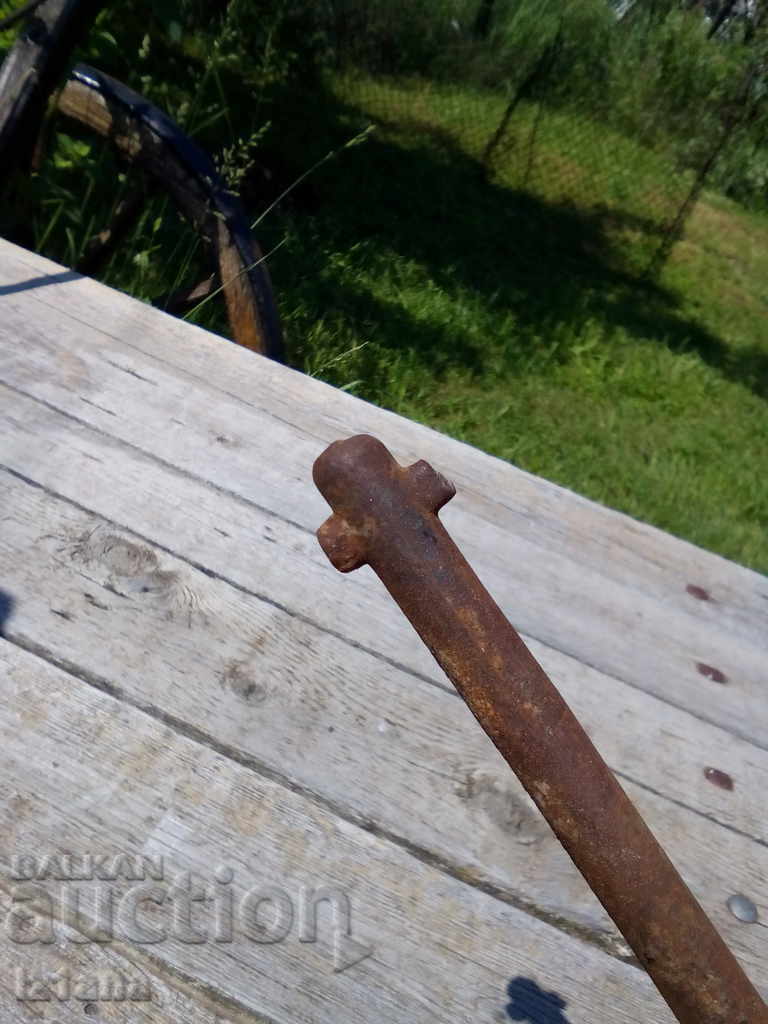 Manivelă veche pentru automobil - 6 Manivelă veche pentru automobil - 6