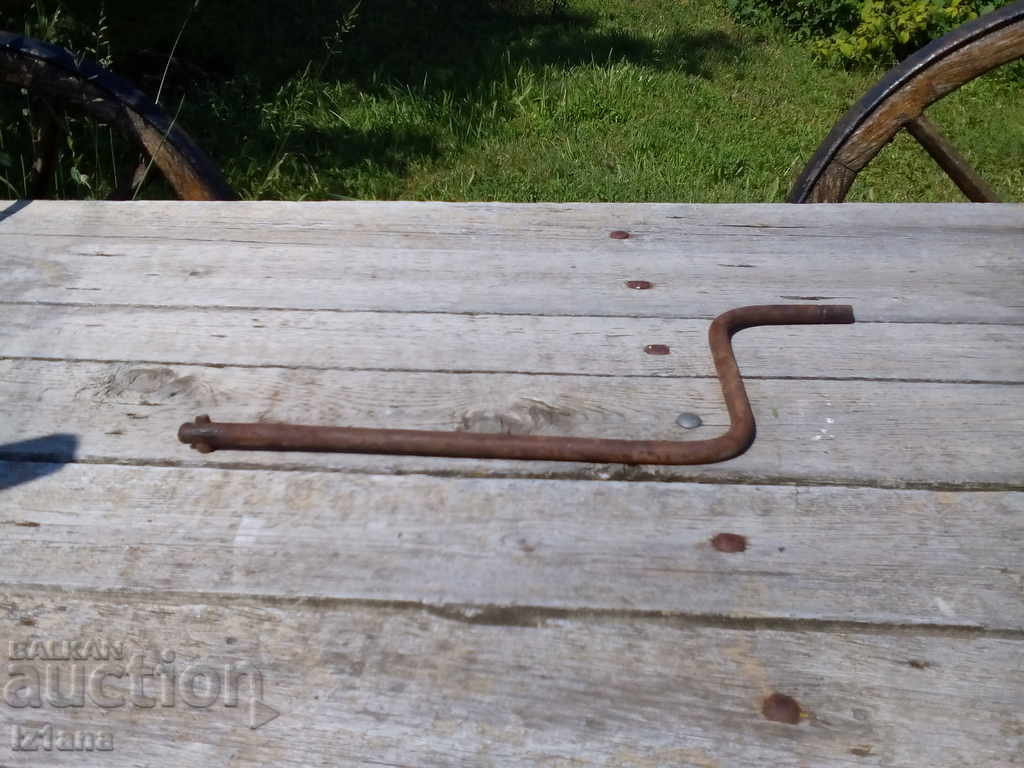 Manivelă veche pentru automobil Manivelă veche pentru automobil