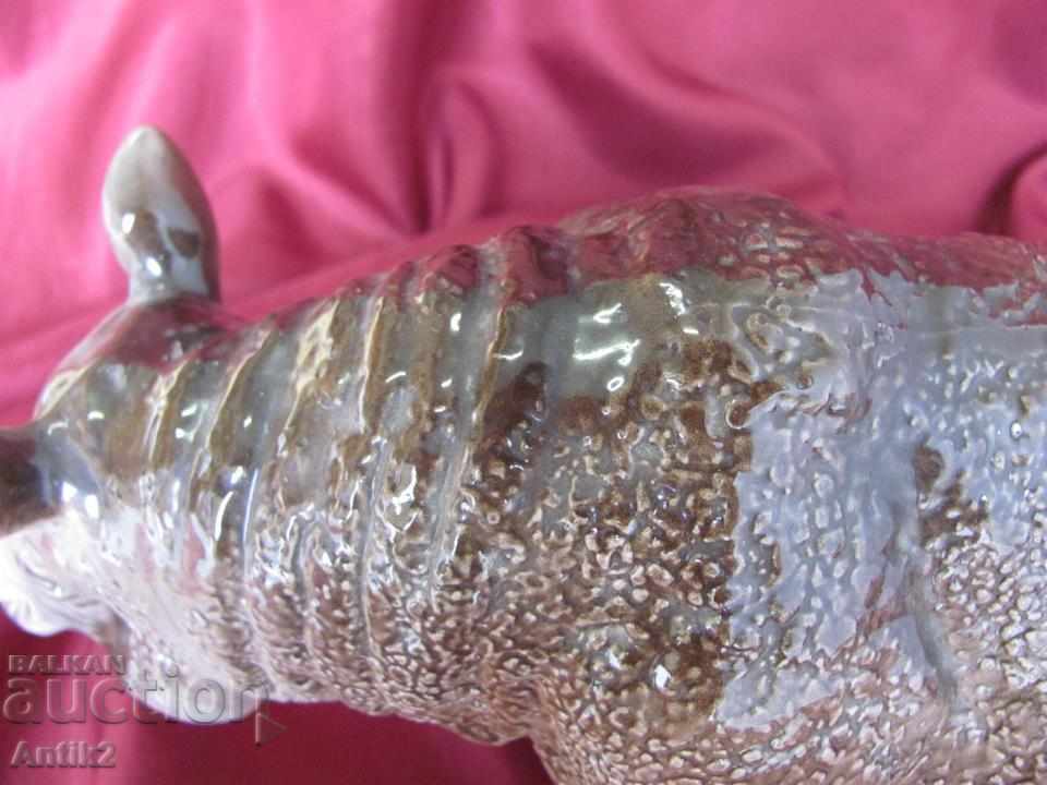 20 Porcelain Figure - Rhinoceros Large - 5 20 Porcelain Figure - Rhinoceros Large - 5