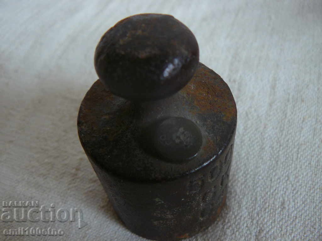 Auction Old weight - weight 500 gr SC Sofia Auction Old weight - weight 500 gr SC Sofia
