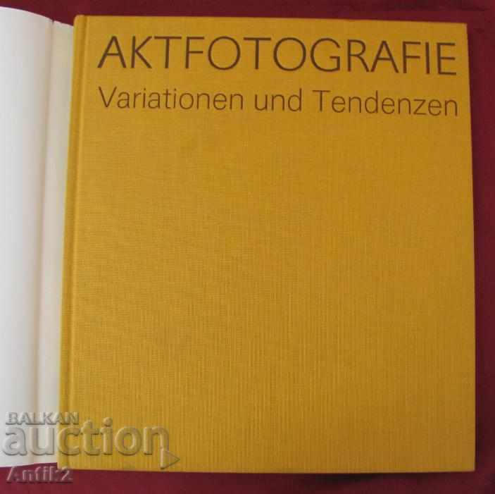 1987 Photo-Album Aktfotografie Germany with price 288.00 BGN | € 147.25 1987 Photo-Album Aktfotografie Germany with price 288.00 BGN | € 147.25
