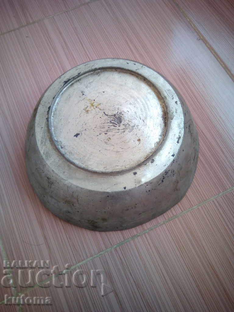 Auction An old copper war military producer YL. Zantopulov Varna Auction An old copper war military producer YL. Zantopulov Varna