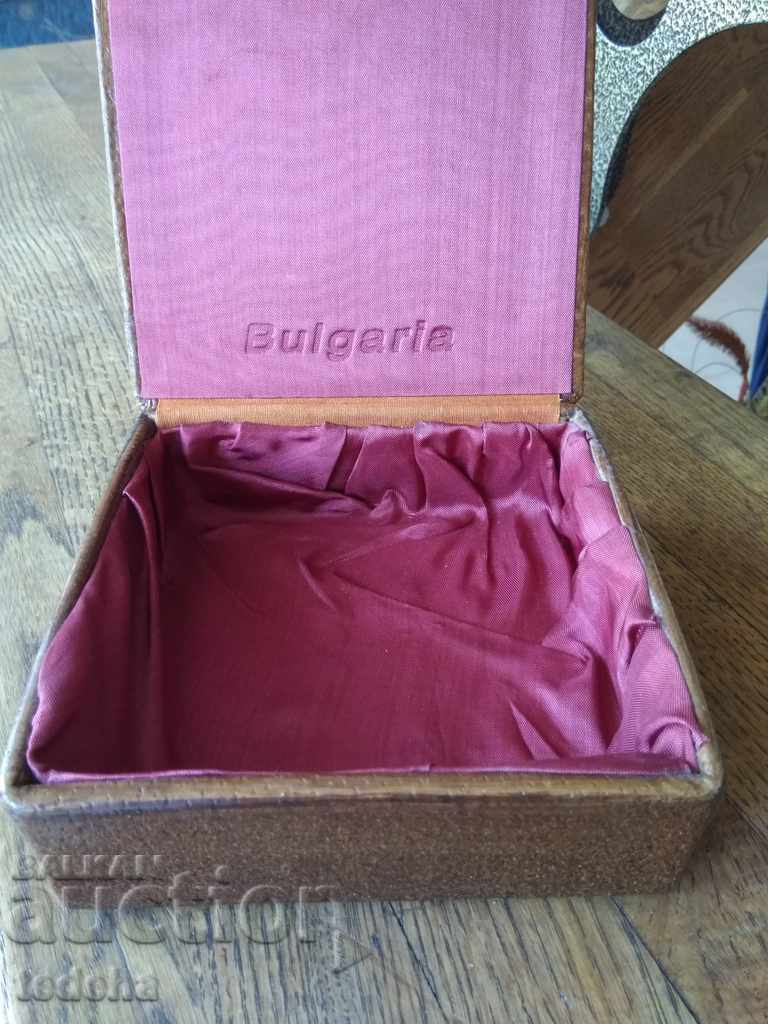 Παράδοση ΑΦΑΙΡΕΣΗ ΤΟΥ ΔΕΡΜΑΤΟΣ - ΒΟΥΛΓΑΡΙΑ Παράδοση ΑΦΑΙΡΕΣΗ ΤΟΥ ΔΕΡΜΑΤΟΣ - ΒΟΥΛΓΑΡΙΑ