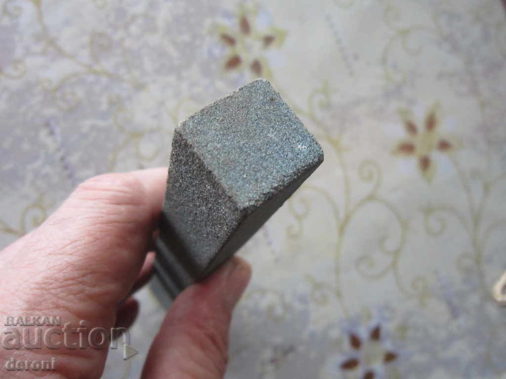 Παλιά βουρτσισμένο Bruce βελούδινο ξυραφάκι με τιμή 10.00 BGN | € 5.11 Παλιά βουρτσισμένο Bruce βελούδινο ξυραφάκι με τιμή 10.00 BGN | € 5.11