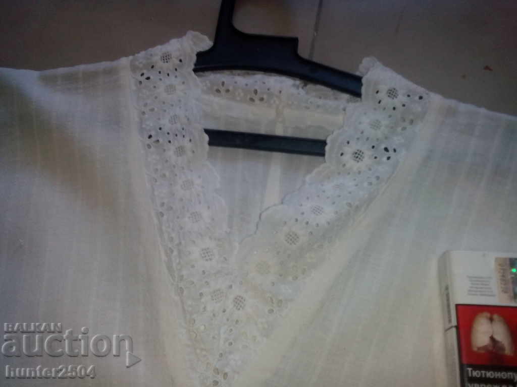 Kenar shirt, cotton lace on sleeve and neckline no. 42-50 with price 34.95 BGN | € 17.87 Kenar shirt, cotton lace on sleeve and neckline no. 42-50 with price 34.95 BGN | € 17.87