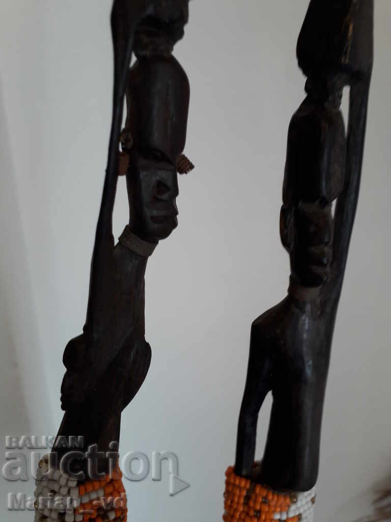 Livrarea Două figuri africane de abanos
