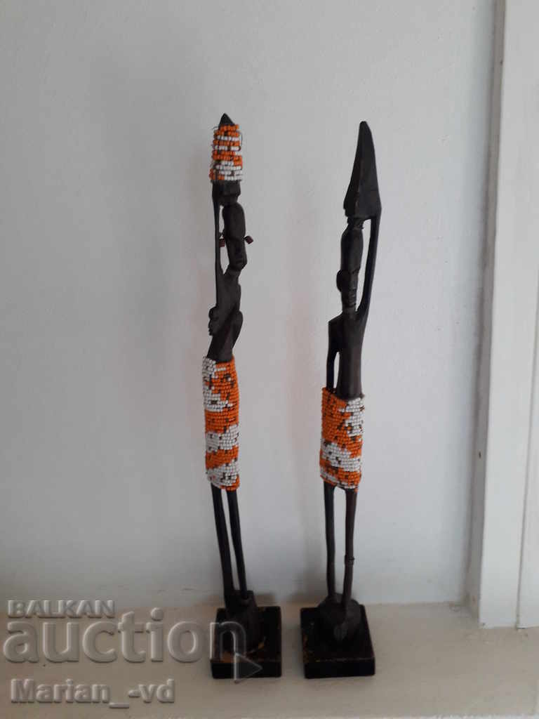 Două figuri africane de abanos