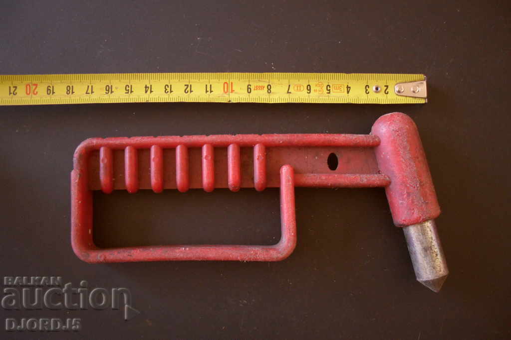 Emergency hammer with price 4.00 BGN | € 2.05 Emergency hammer with price 4.00 BGN | € 2.05